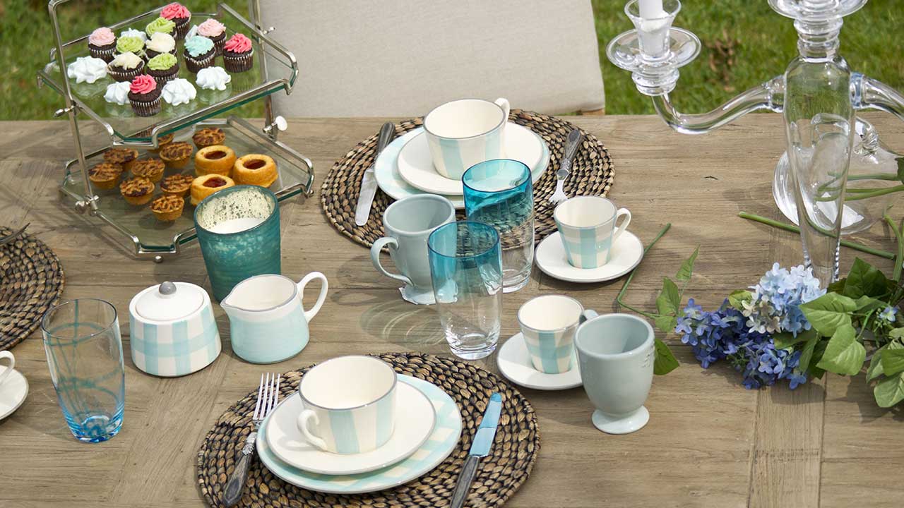 Bright & Sturdy Tableware