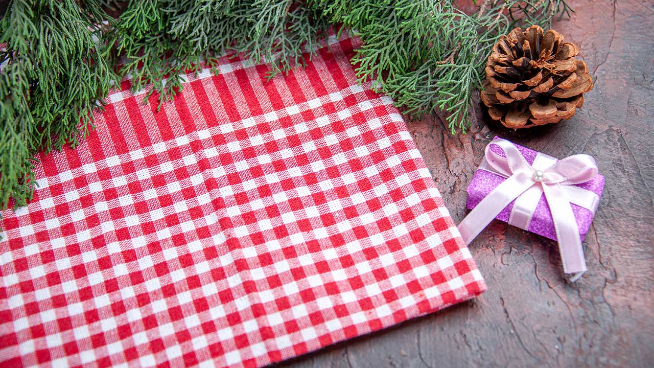 Colorful Tablecloths or Picnic Blankets